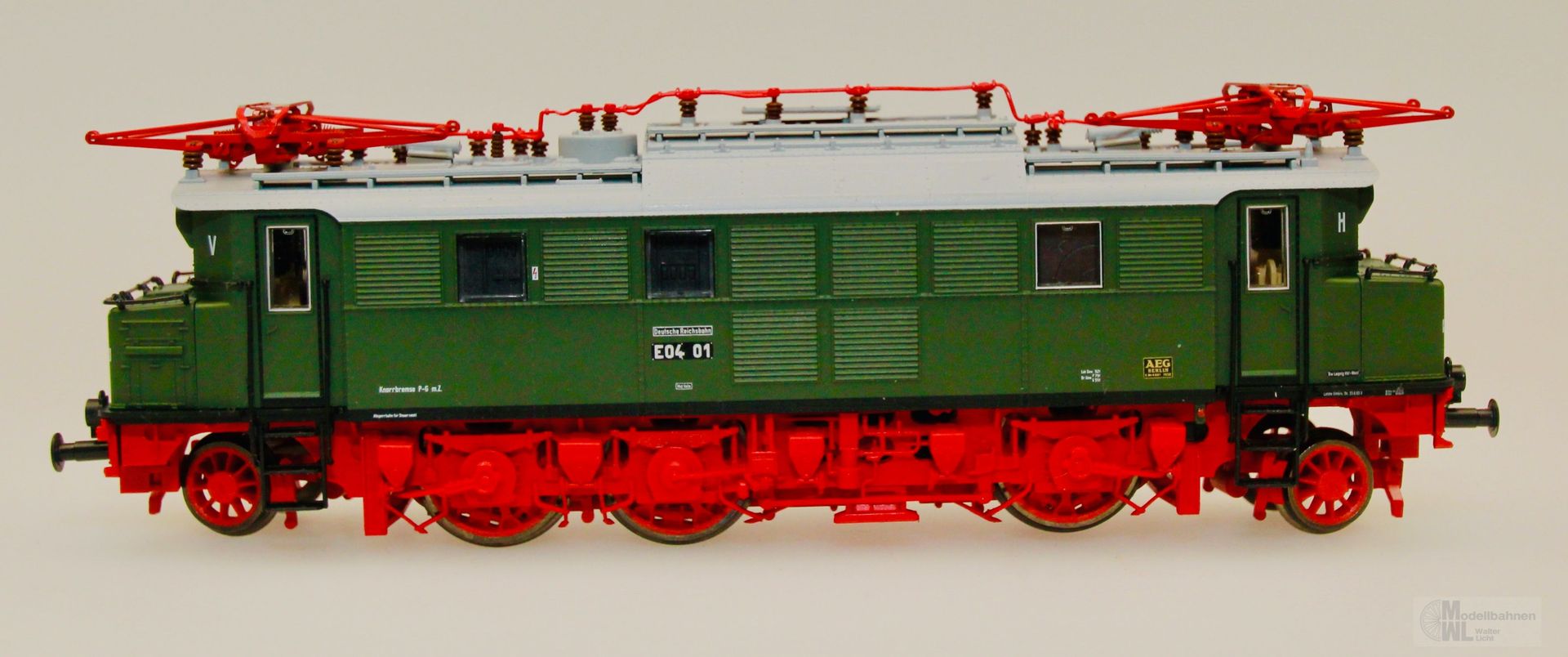 Piko 51003 - PIKO - E-Lok E04 01 DR Museum grün H0/GL